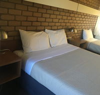 Tudor House Motel - Accommodation Asia