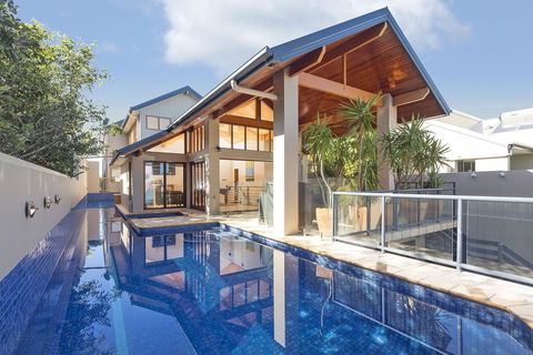 Tugun Lookout - Accommodation Asia 2