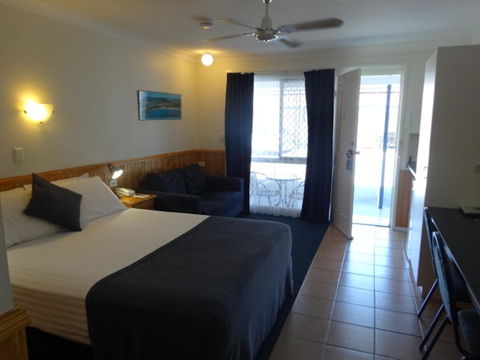 Twin Towns Motel - Accommodation Asia 1