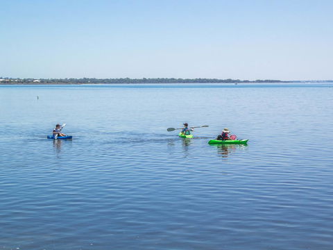 Twin Waters Caravan Park - Accommodation Asia 3