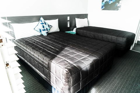 Twin Willows Hotel - Accommodation Asia 2