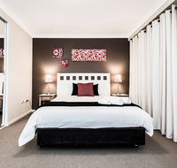 Two bedroom Apt next to Perth CBD with Parking. - Accommodation Asia