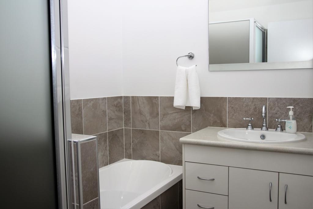 Bucasia QLD Accommodation Asia