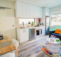 U1 Brunswick Living brand new apartment close to Airport and CBD