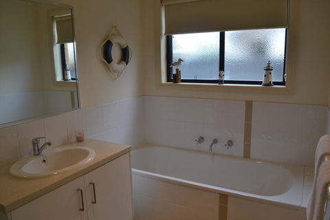 Ulmara Unit 1 - Accommodation Asia 2