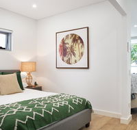 Ultra Modern Studio Suite with Balcony Near Shops - Accommodation Asia