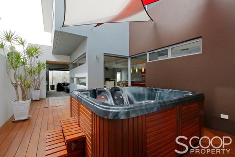 Ultra Stylish Fremantle Area - Accommodation Guide 0
