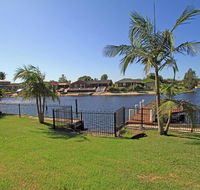 Unbeatable Waterfront Location - Accommodation Asia