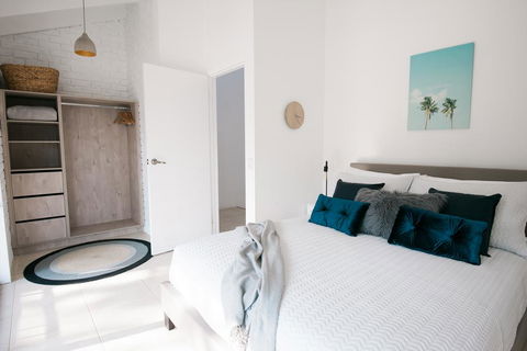 Unit 4 Weyba Lodge Noosa - Accommodation Asia 2