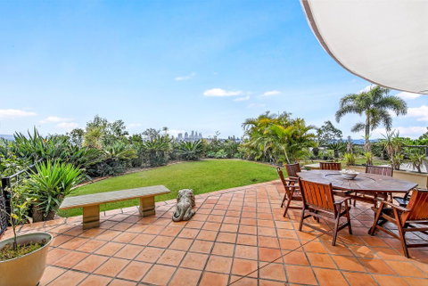 Unrivaled Ocean And City Views From Resort Style 3bed With Garden - Accommodation Guide 0
