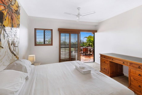 Unrivaled Ocean And City Views From Resort Style 3bed With Garden - Accommodation Guide 3