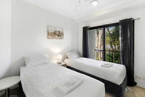 Unrivaled Ocean And City Views From Resort Style 3bed With Garden - Accommodation Guide 1