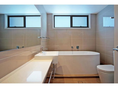 Utopia Apartment - Accommodation Asia 2