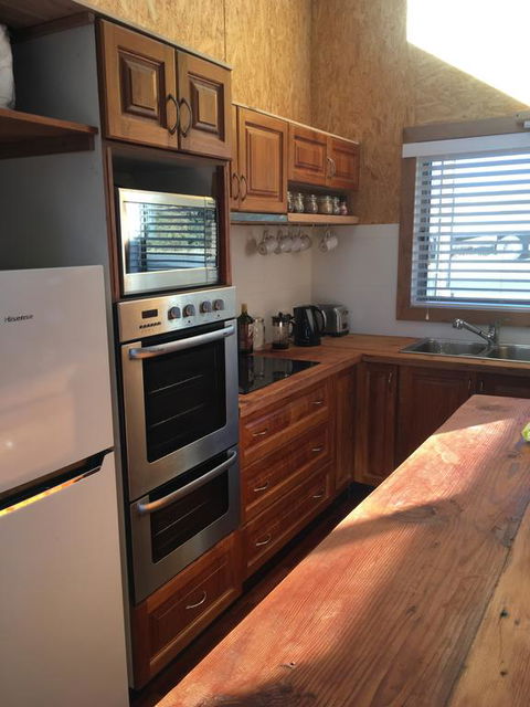 VaderHaus - Accommodation Asia 1