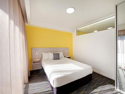 Value Suites Penrith - Accommodation Asia 2