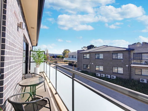 Value Suites Penrith - Accommodation Asia 3