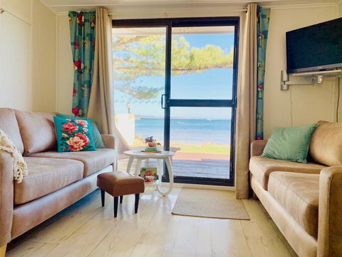 Vandy's Shack At Mount Dutton Bay - Ideal For Couples And Small Families - Accommodation Asia 2