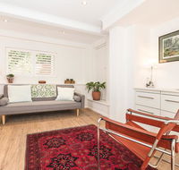 Vibrant Oversized Studio in Leafy Balgowlah - Accommodation Asia