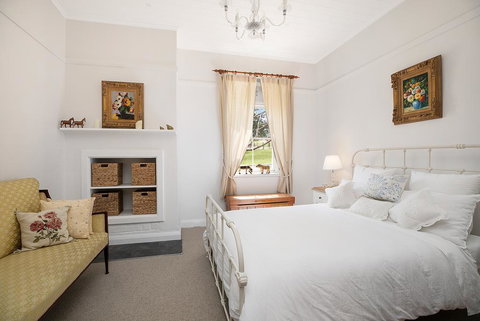 Victoria Cottage - Accommodation China 1