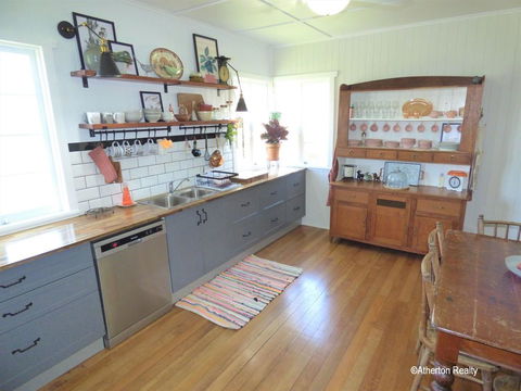 Victoria House - Accommodation Asia 2