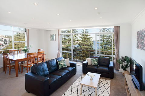 View Of Manly Pines And Waves From Large Apartment - Accommodation Asia 3
