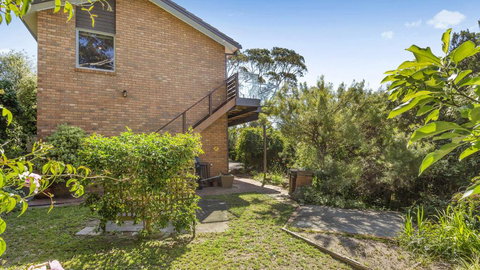 VIEWS AT MCCRAE..... - Accommodation Guide 2