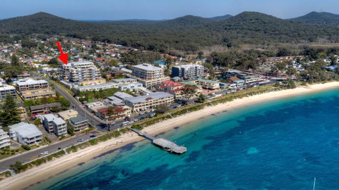 Views, Views & More Views, Sub-Penthouse In Shoal Bay - Accommodation Guide 3