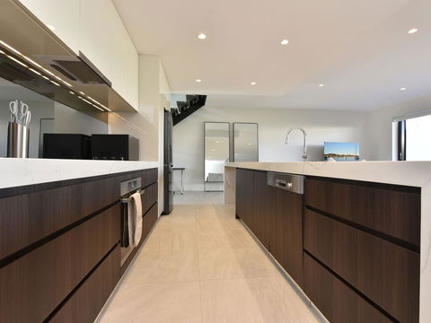 Villa Capri Waterside At Trinity Point - Accommodation Asia 2