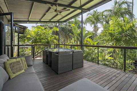 Villa Frangipani - Accommodation Asia 0