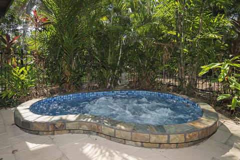 Villa Frangipani - Accommodation Asia 1