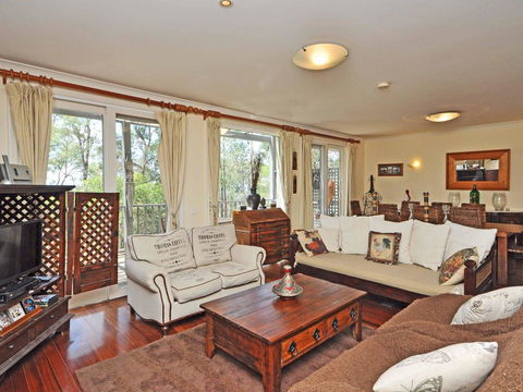 Villa Joie De Vie Located Within Cypress Lakes - Accommodation China 0