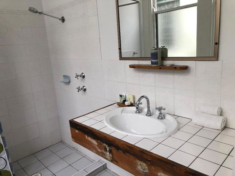 Vine Valley Inn - Accommodation Asia 2