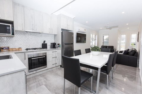 Wagga Apartments #2 - Accommodation Asia 0