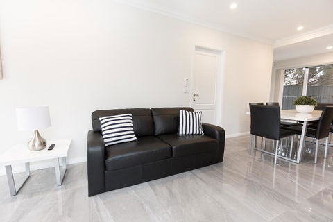 Wagga Apartments #2 - Accommodation Asia 1