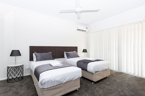 Wagga Apartments #4 - Accommodation Asia 2
