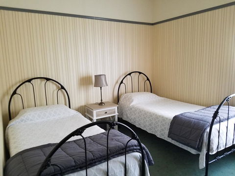 Wagga Wagga Country Cottages - Accommodation Asia 3