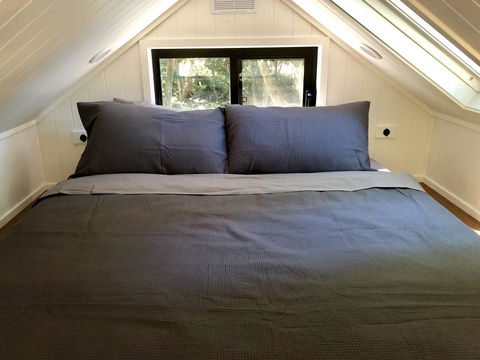 Walden Tiny House - Accommodation Asia 3