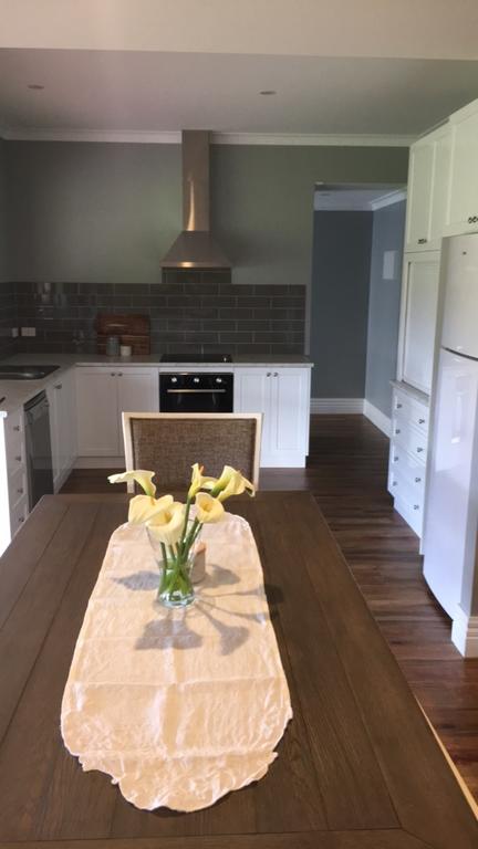 Walnut Tree Cottages - Accommodation Asia 2