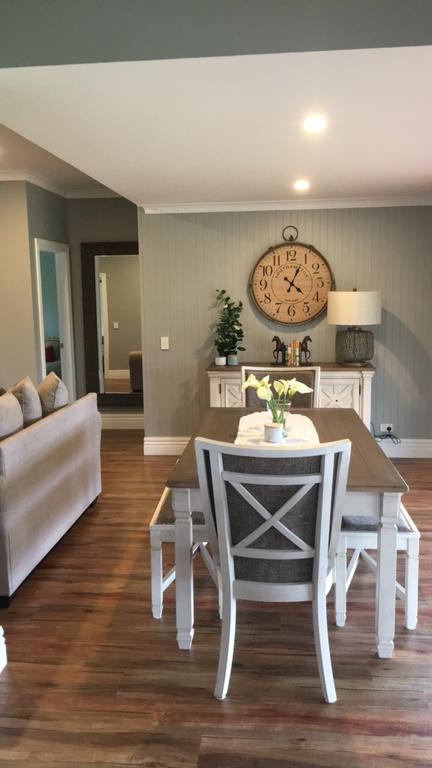 Walnut Tree Cottages - Accommodation Asia 0