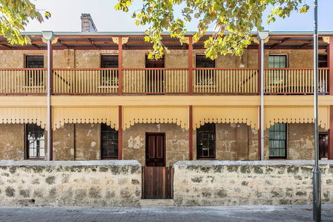 Warders Cottage: Iconic Cottage In The Heart Of Freo - Accommodation Asia 0
