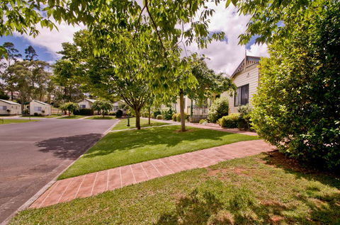 Warragul Gardens Holiday Park - Accommodation Asia 1
