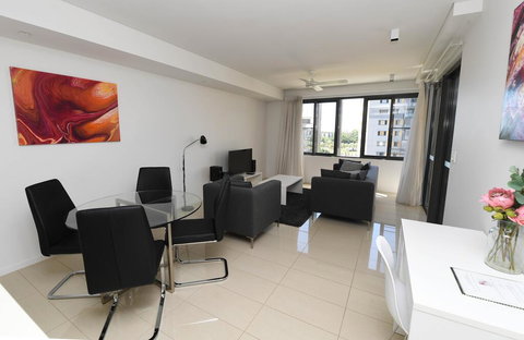 WATERFRONT DARWIN TROPICAL DELIGHT - Accommodation Asia 1