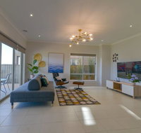 Waterfront Grand Villa for Big Group - Accommodation Guide