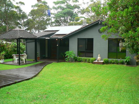 Waterfront Jervis Bay Escape Cooinda - Accommodation Asia 2