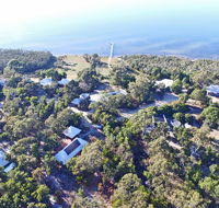 Waterfront Retreat At Wattle Point - Accommodation Asia
