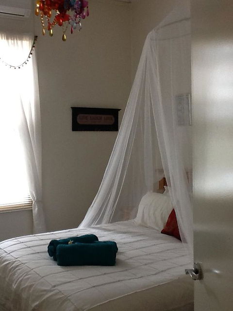 Redruth Cottage - Accommodation Asia 12
