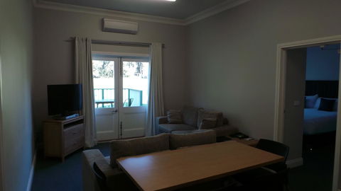 Oscar\'s On The Yarra - Accommodation Asia 21
