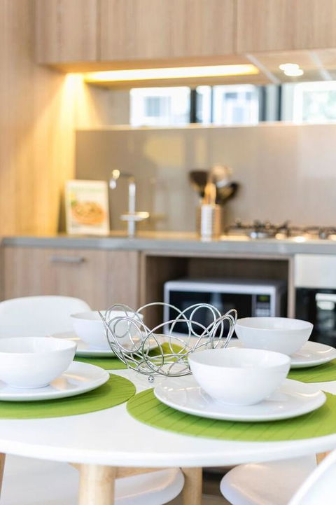 Complete Host 50 Claremont St Apartments - Accommodation Guide 22