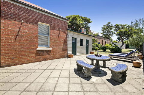 Windermere Fitzroy - Rejuvenate Stays - Accommodation Guide 9
