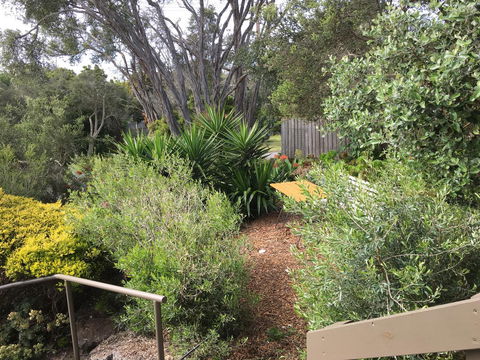 Andrew's On Topaz - Accommodation Guide 3